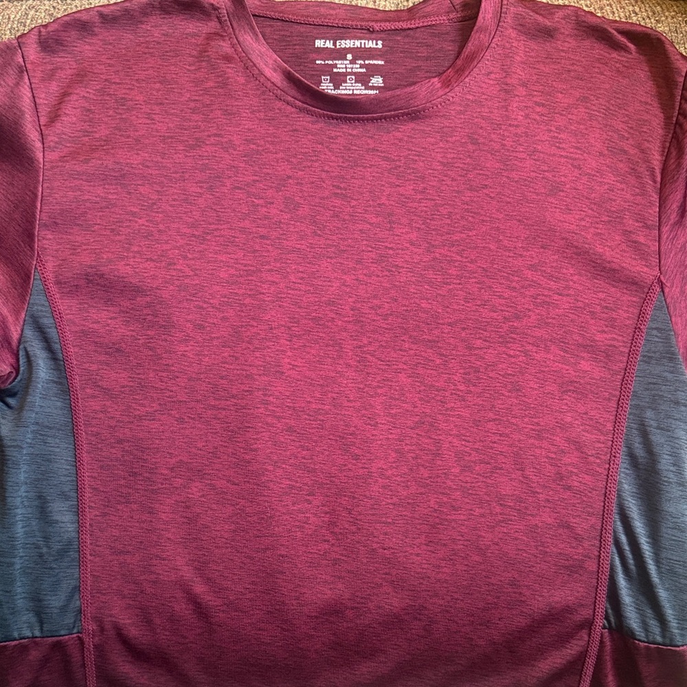 Real Essentials Shirt Bundle - image 5